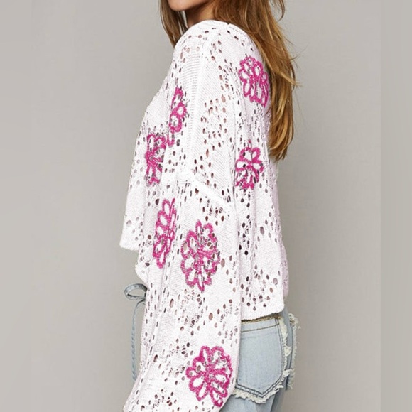 White and Pink Floral Lace Women's Top - Picture 3 of 13